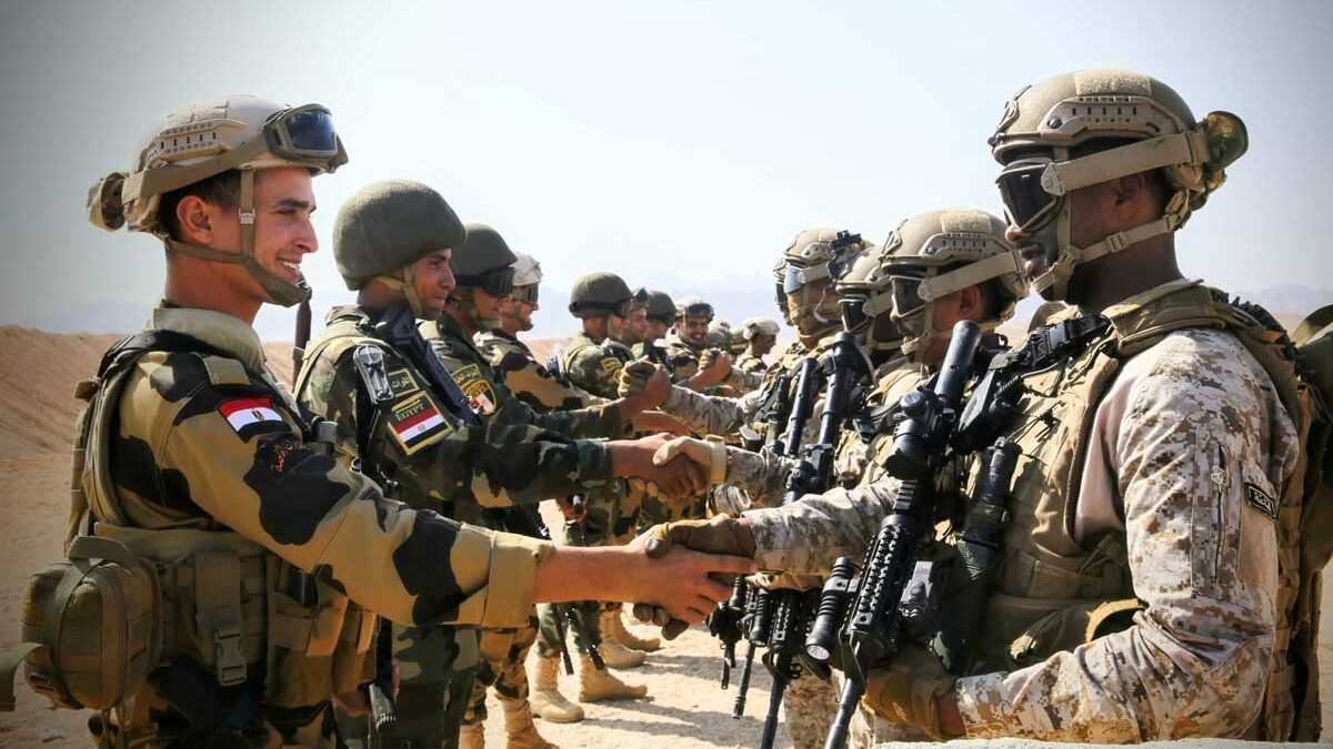 Egypt army says it foiled cross-border arms smuggling network